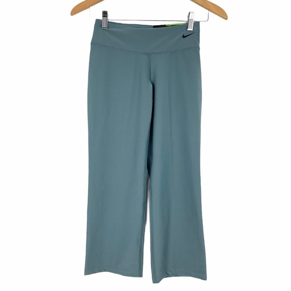 New! Nike Girls Capri Blue Pant - Picture 1 of 4